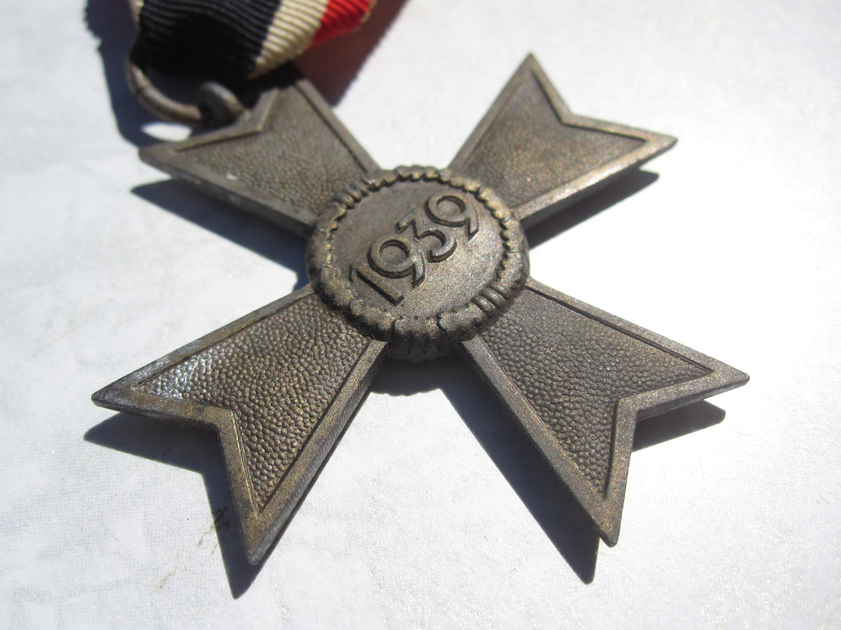 Kriegsverdienstkreuz 2.Klasse OHNE Schwertern KVK2/39 Hersteller "65"