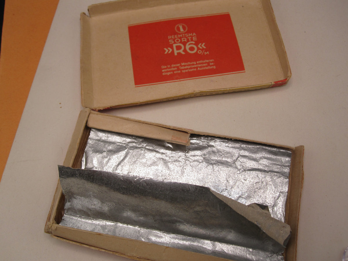 Marketenderware Wehrmacht Zigaretten Reemtsma R6 geöffnet