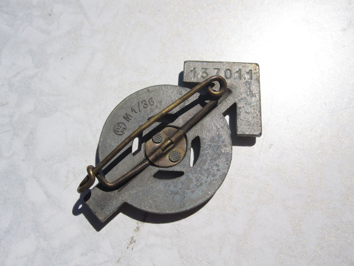 Hitlerjugend (HJ) Leistungsabzeichen in Bronze Hersteller: RZM M1/36
