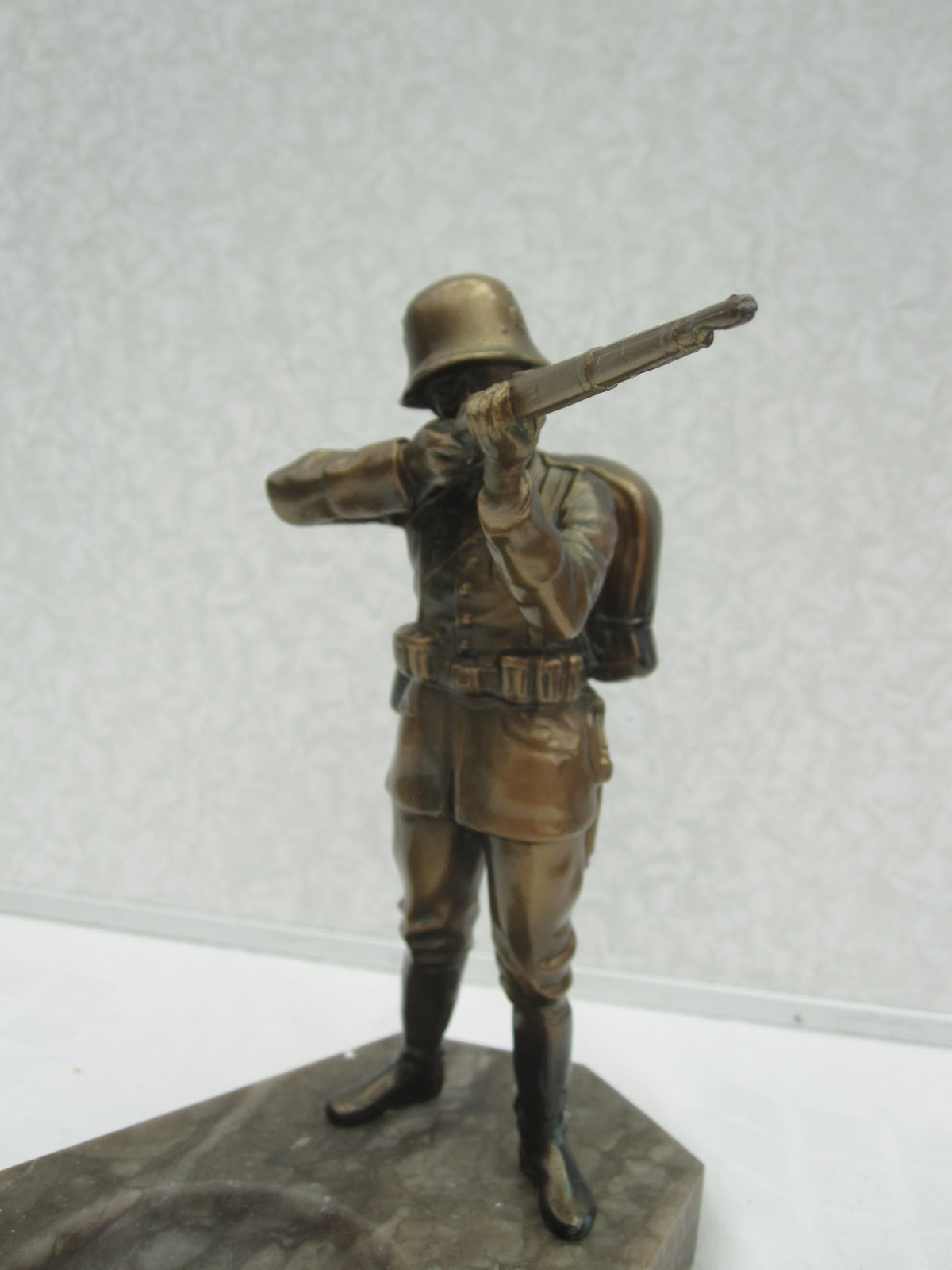 Erinnerungsstück Soldatenbüste Wehrmachtssoldat mit Stahlhelm Büste