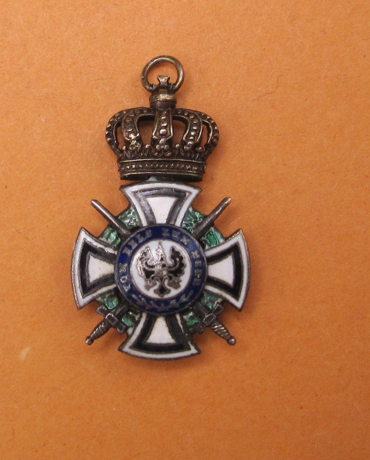 H.W.  -  -  Miniaturorden Hausorden von Hohenzollern Ritterkreuz Miniatur