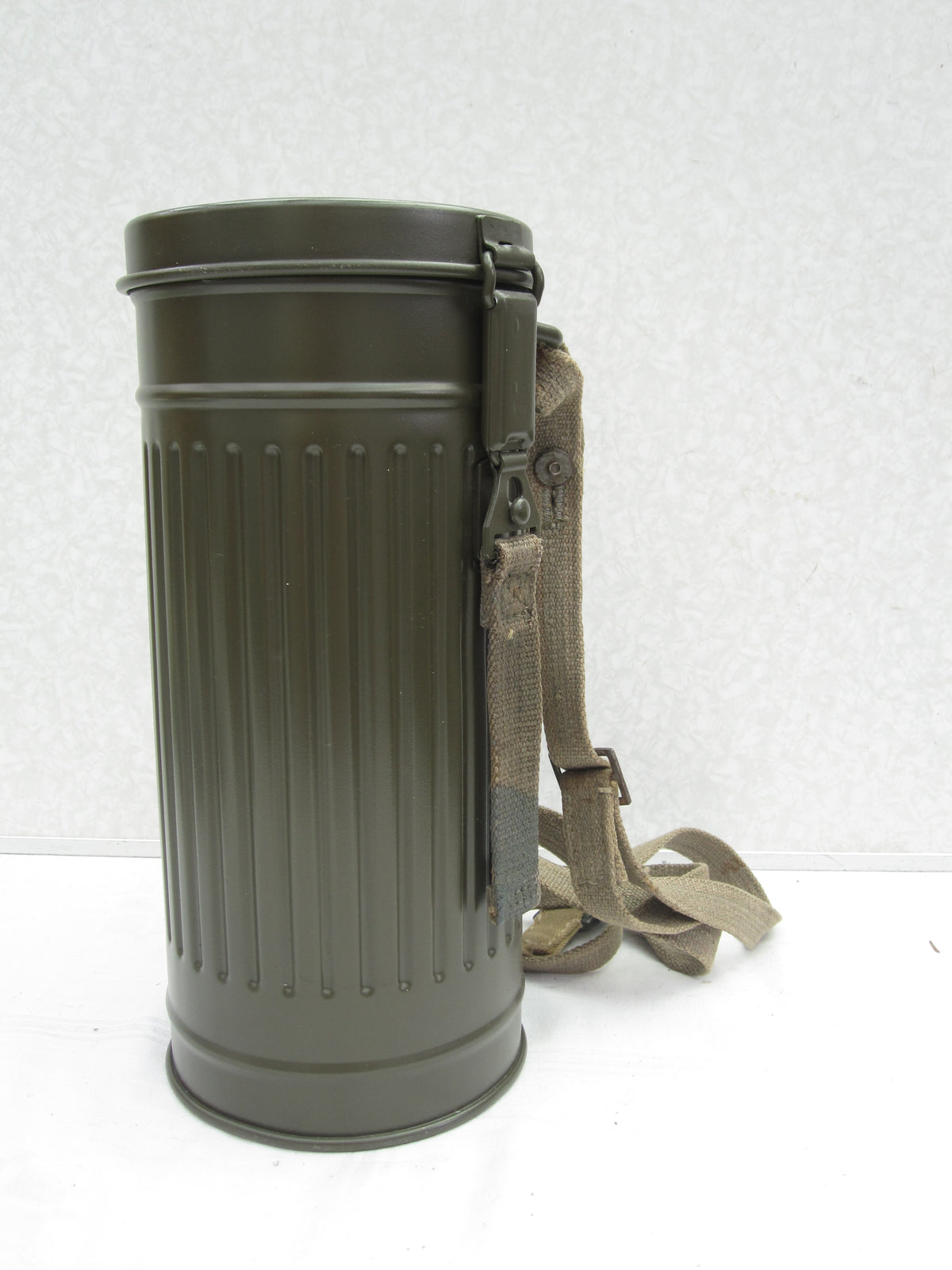 Originale Gasmaske der Wehrmacht / 2.Weltkrieg mit Zubehör