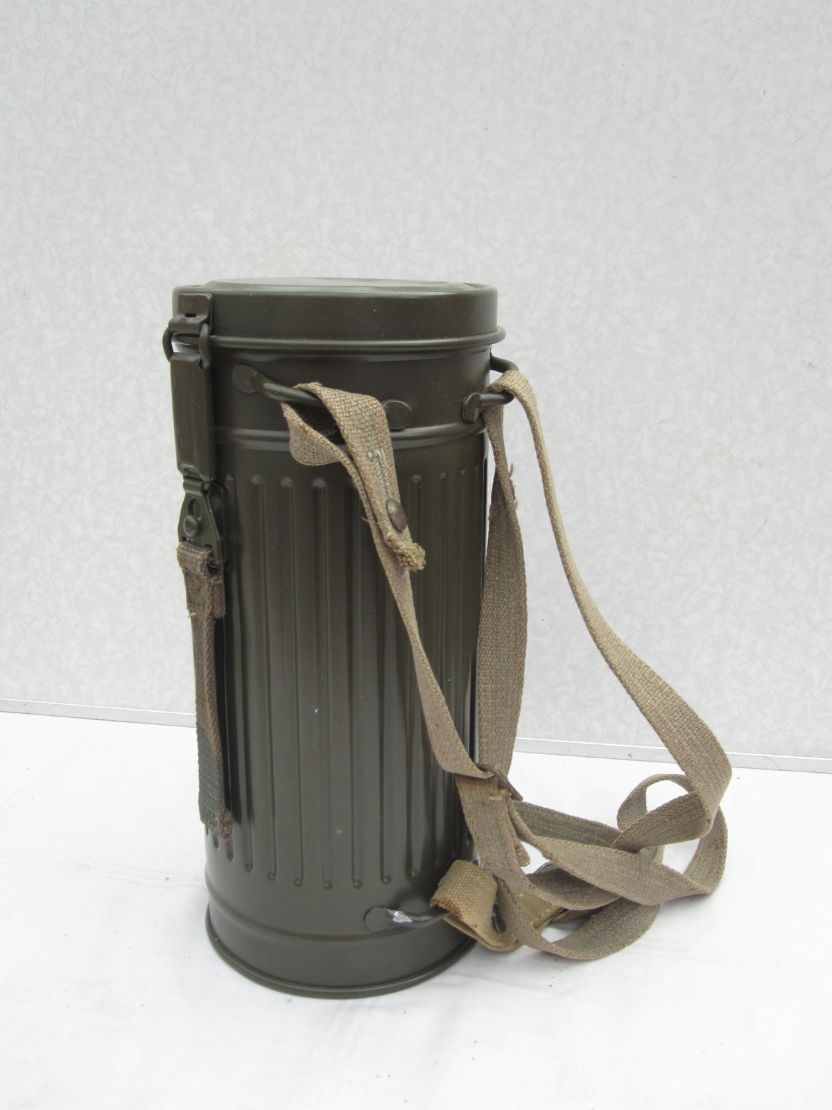 Originale Gasmaske der Wehrmacht / 2.Weltkrieg mit Zubehör