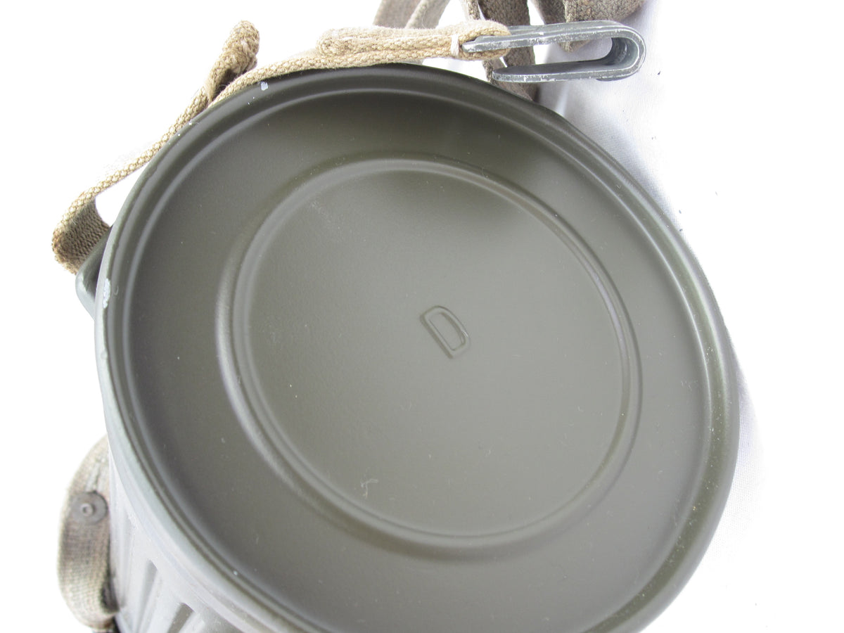 Originale Gasmaske der Wehrmacht / 2.Weltkrieg mit Zubehör