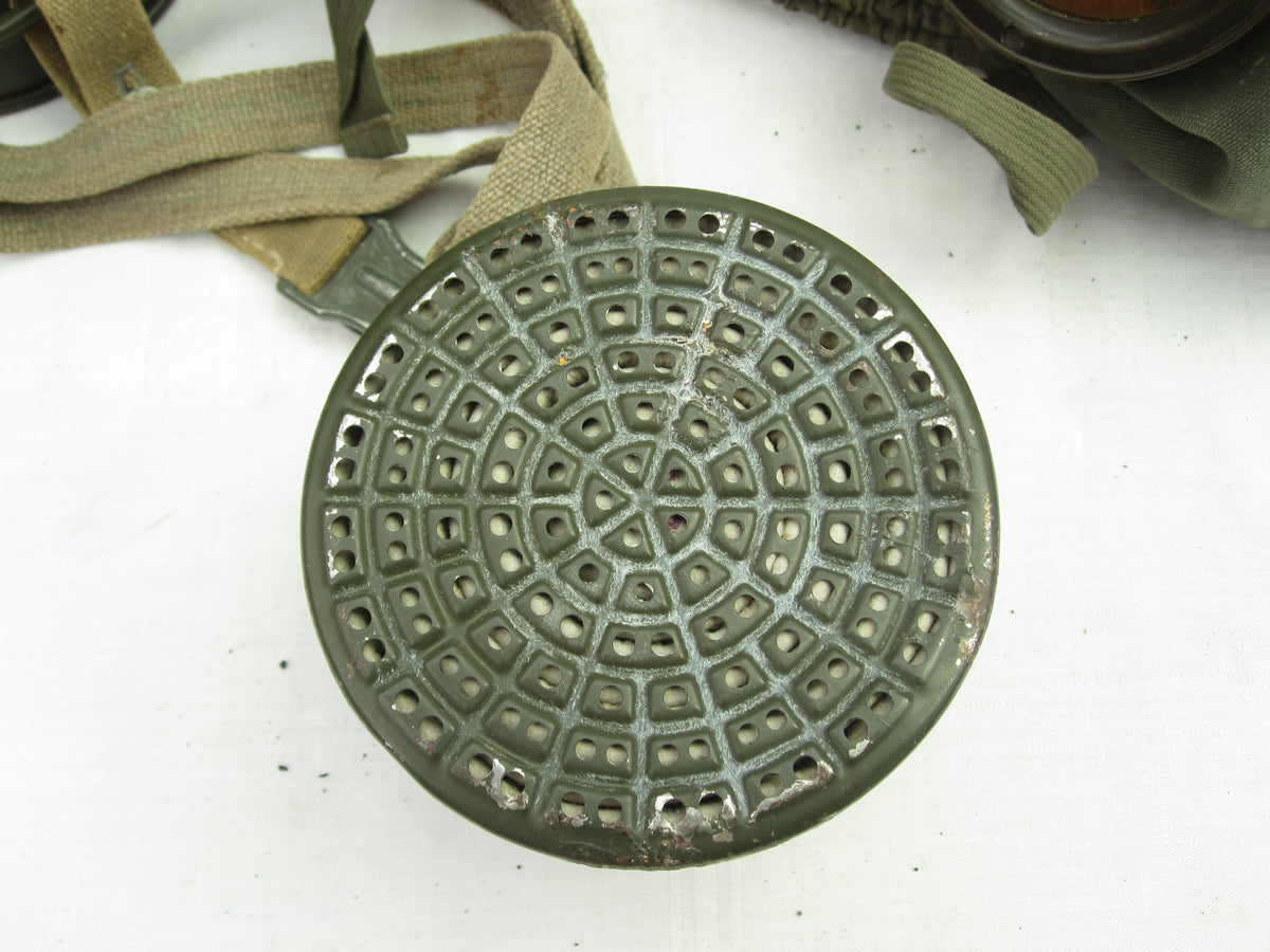 Originale Gasmaske der Wehrmacht / 2.Weltkrieg mit Zubehör