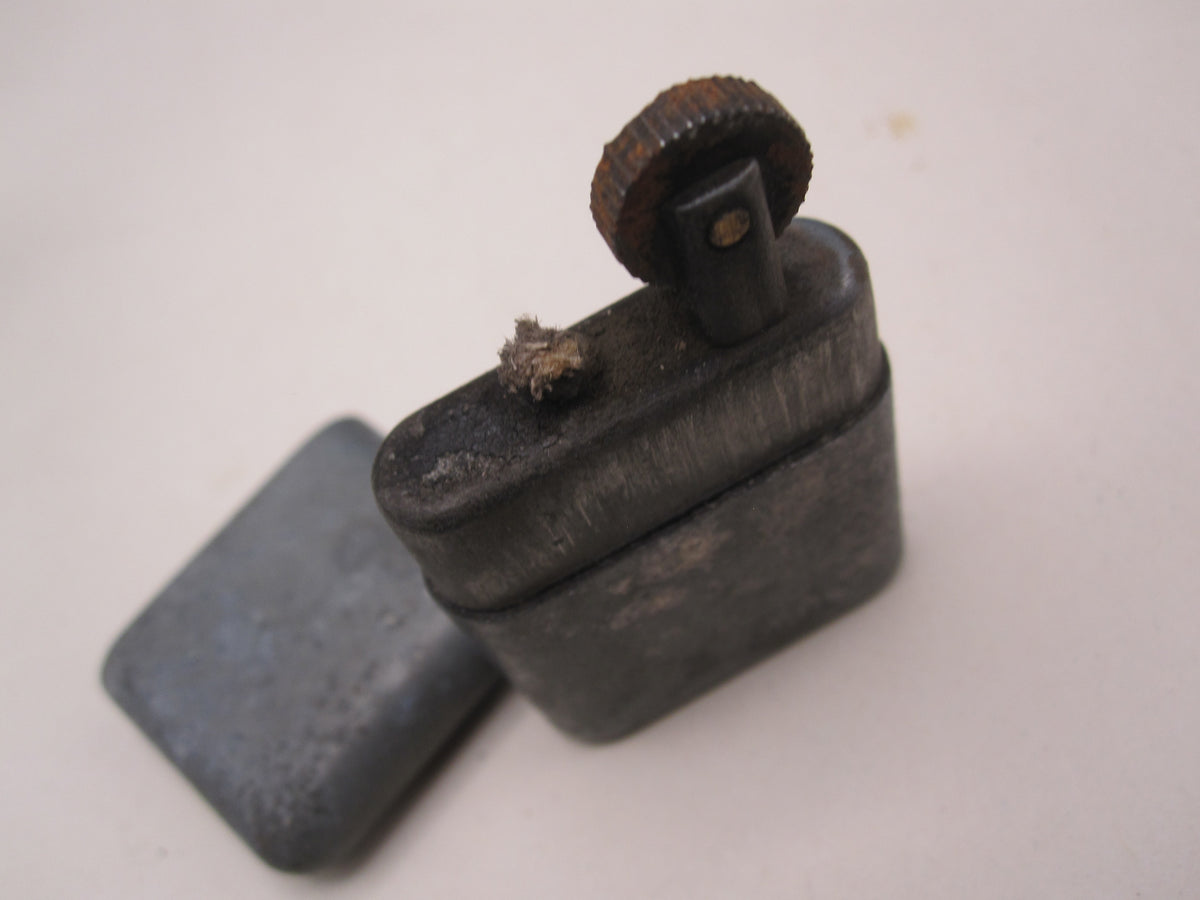 Originales &amp; altes Benzinfeuerzeug Marketenderware Wehrmacht