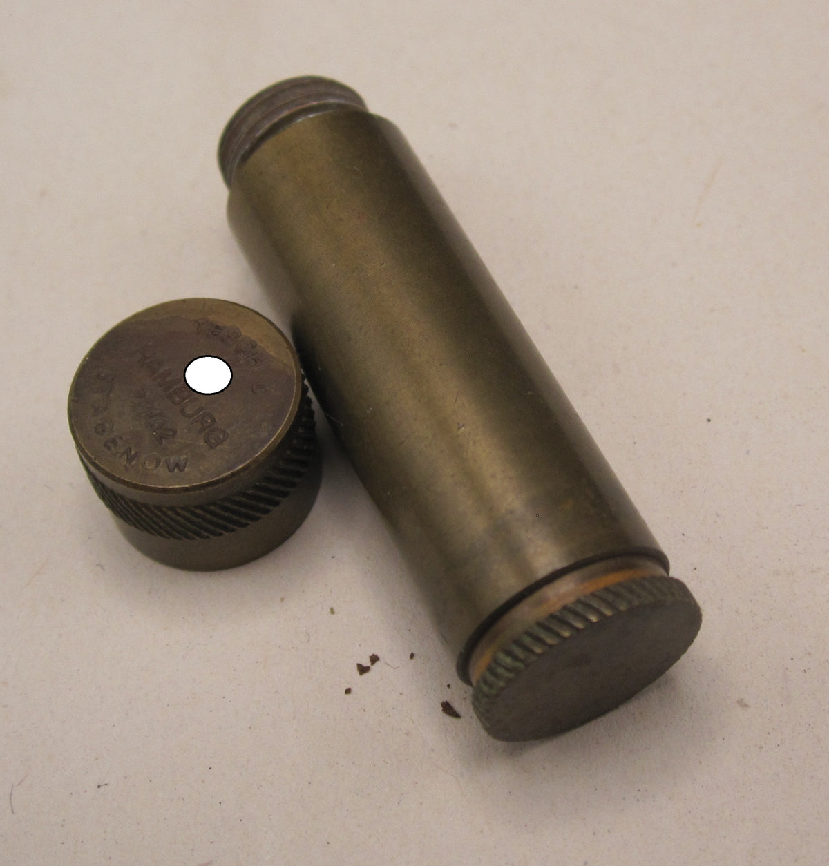 Originale &amp; alte LEERE Giftkapsel der Waffen-SS von Tesch &amp; Stabenow Hamburg