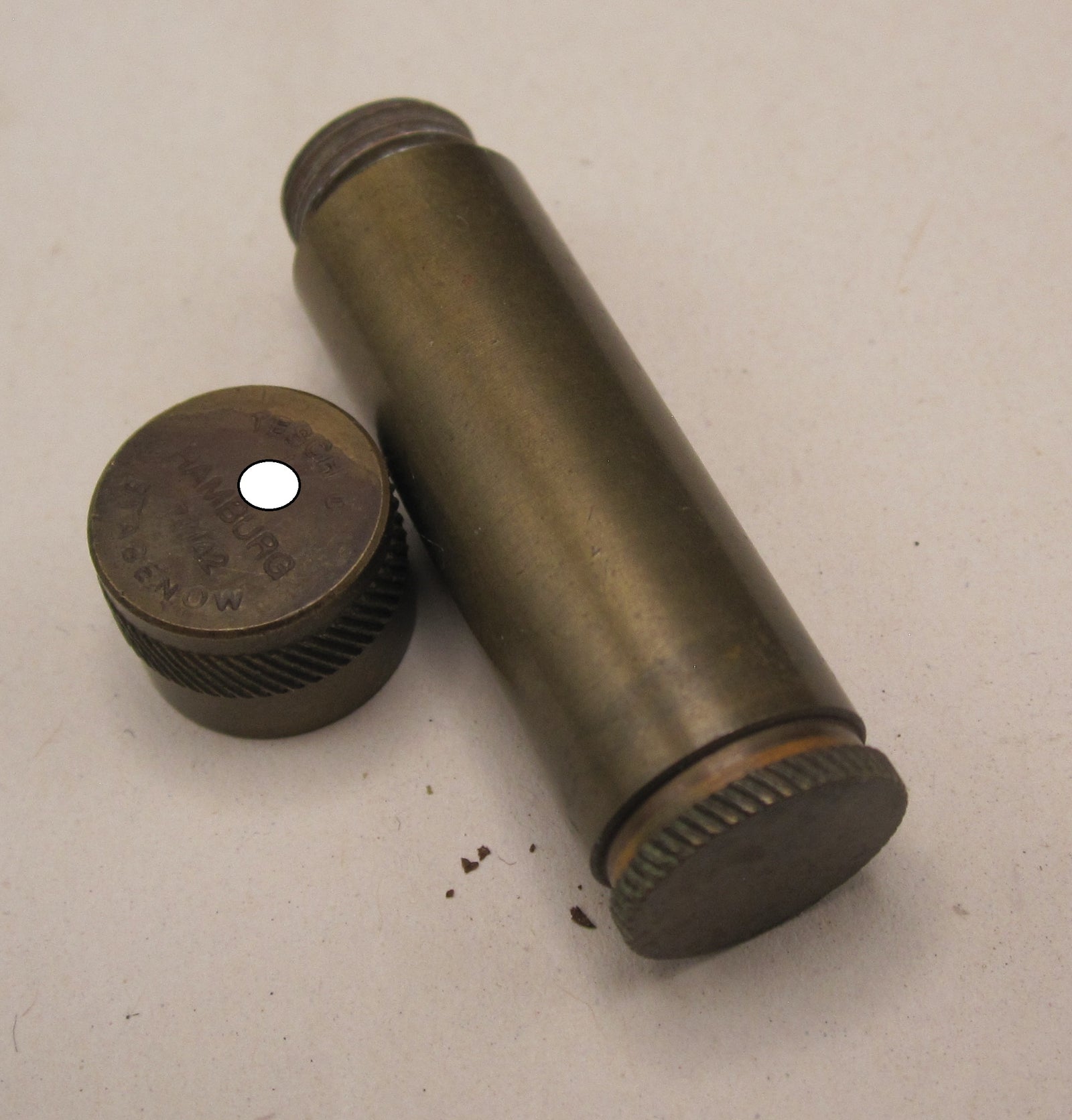 Originale & alte LEERE Giftkapsel der Waffen-SS von Tesch & Stabenow Hamburg