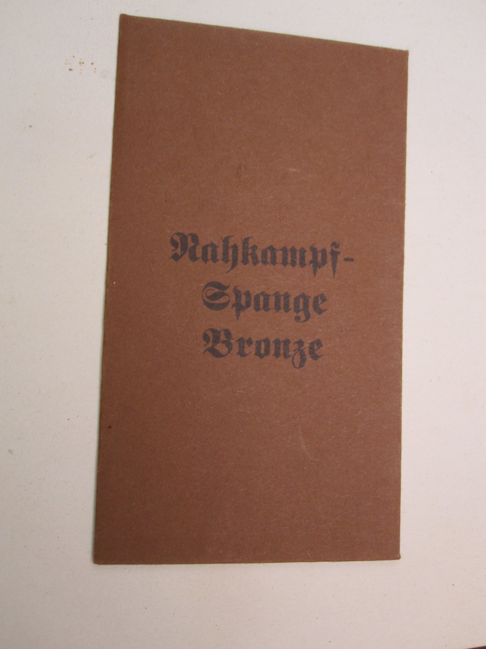 Leere Verleihungstüte Nahkampfspange in Bronze