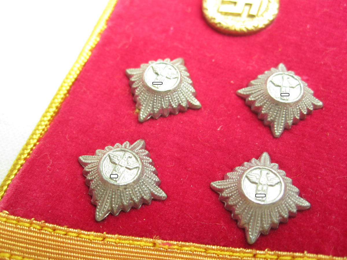 H.W.  -  -   NSDAP Partei Kragenspiegel für Reichsleitung