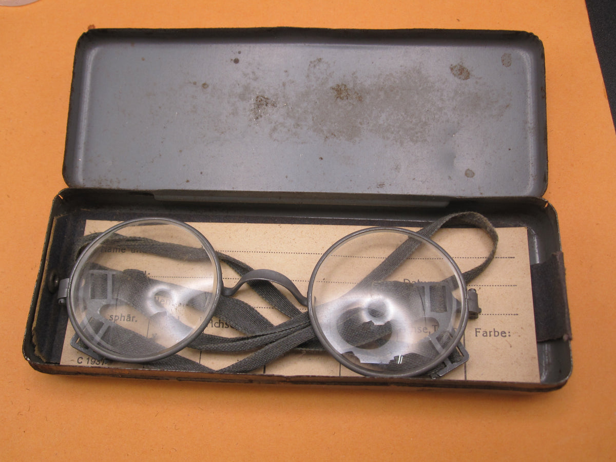 Originale &amp; alte Maskenbrille der Wehrmacht