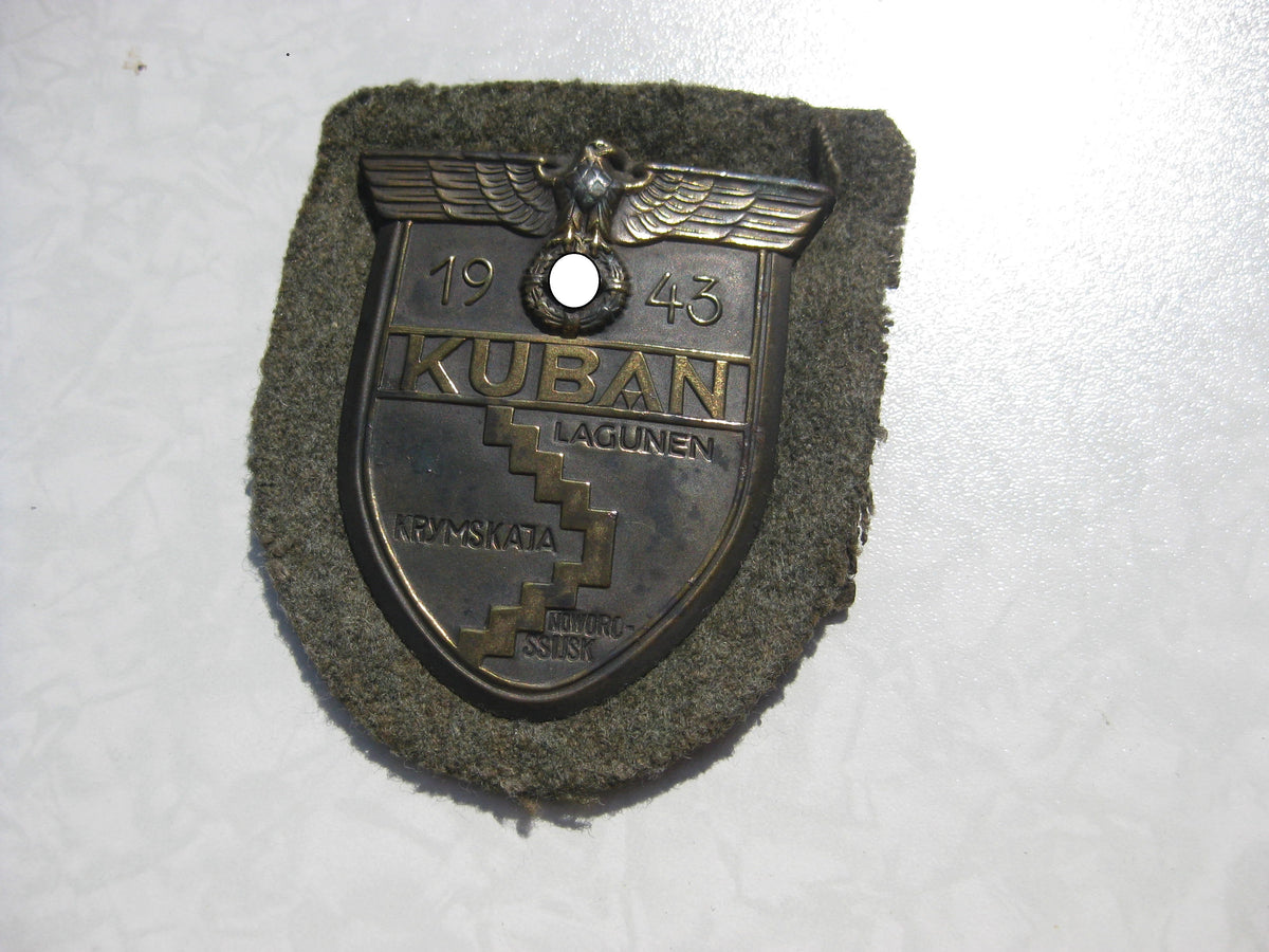H.W.  -  -  Kubanschild 1943