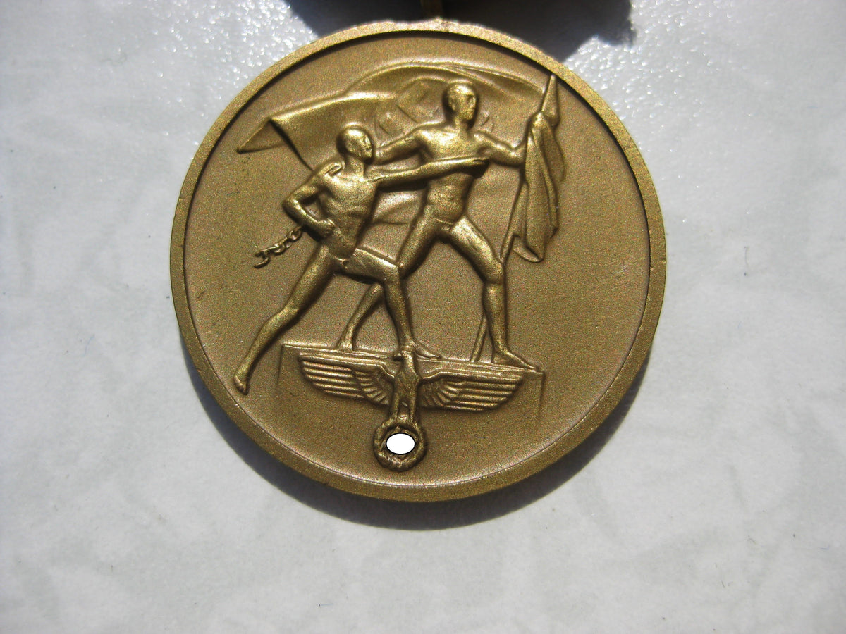 H.W.  -  -  Medaille 1. Oktober 1938 / Oktobermedaille Sudetenmedaille