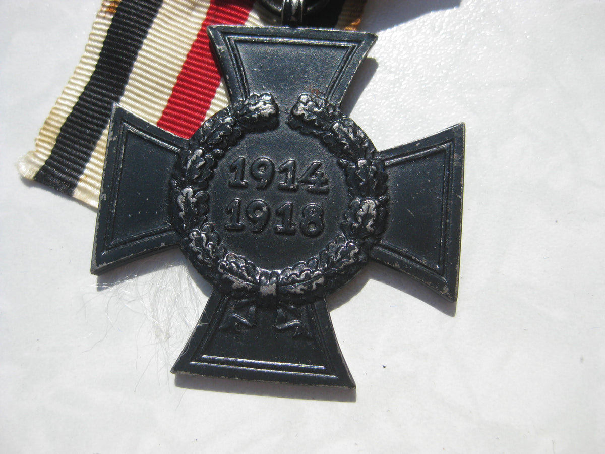 H.W.  -    -  Ehrenkreuz des 1.Weltkrieges gefallener Frontkämpfer Hersteller: &quot;AS&quot;