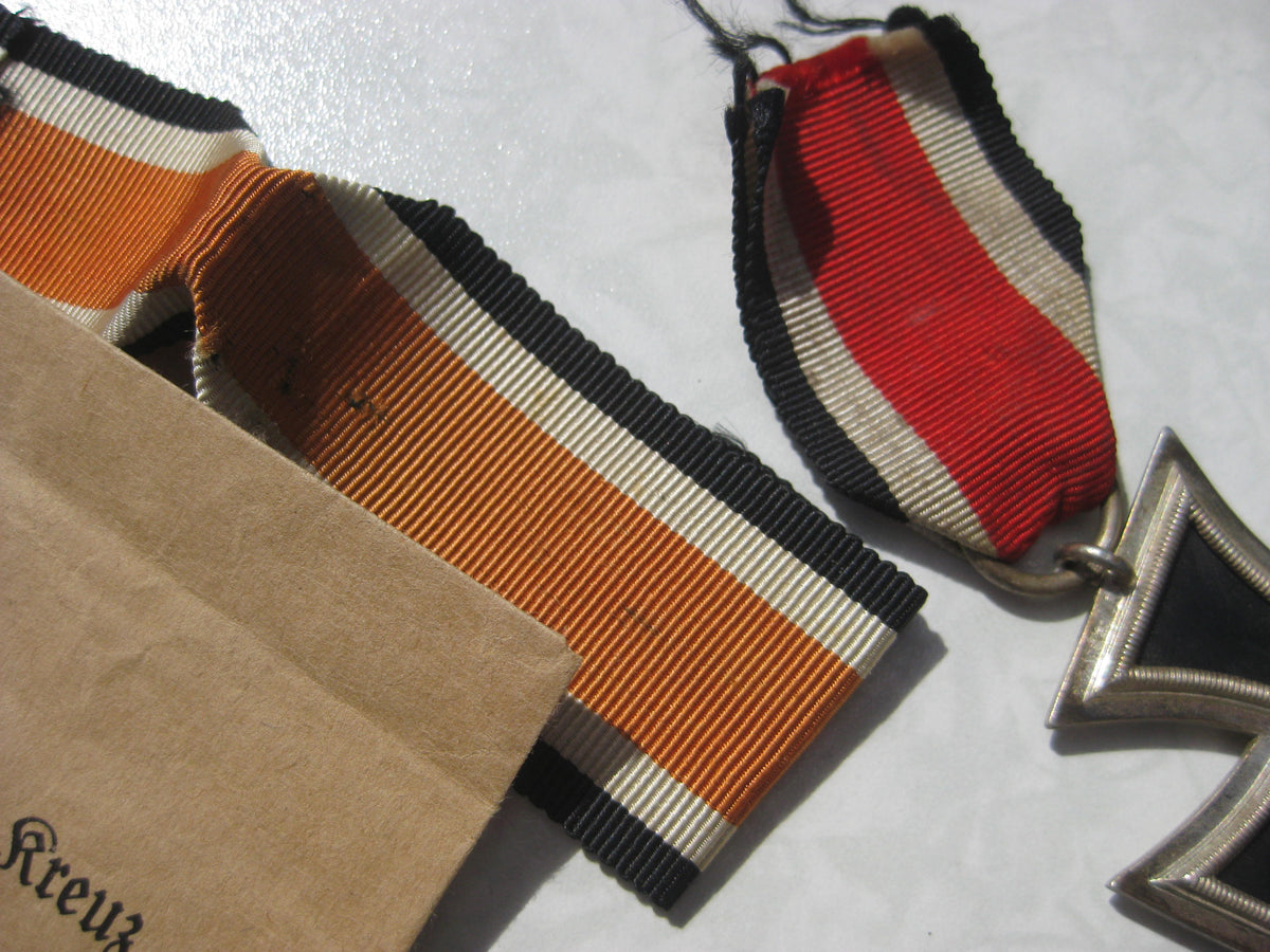 Eisernes Kreuz 2.Klasse 1939 in Verleihungstüte (EK2/39) EXTREM SELTEN !! MINT CONDITION      H.W.