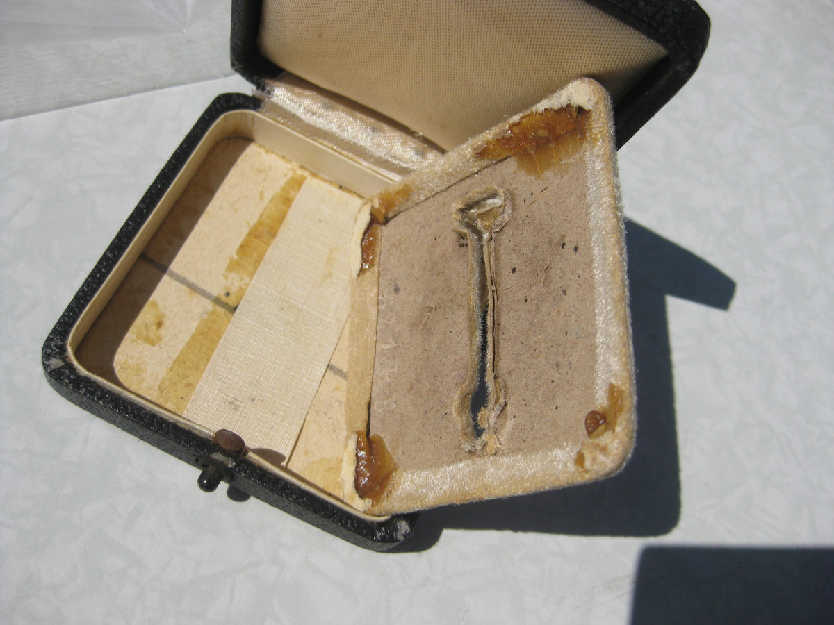 Eisernes Kreuz 1.Klasse 1939 Hersteller: &quot;L/59&quot;  (EK1/39) im Verleihungsetui