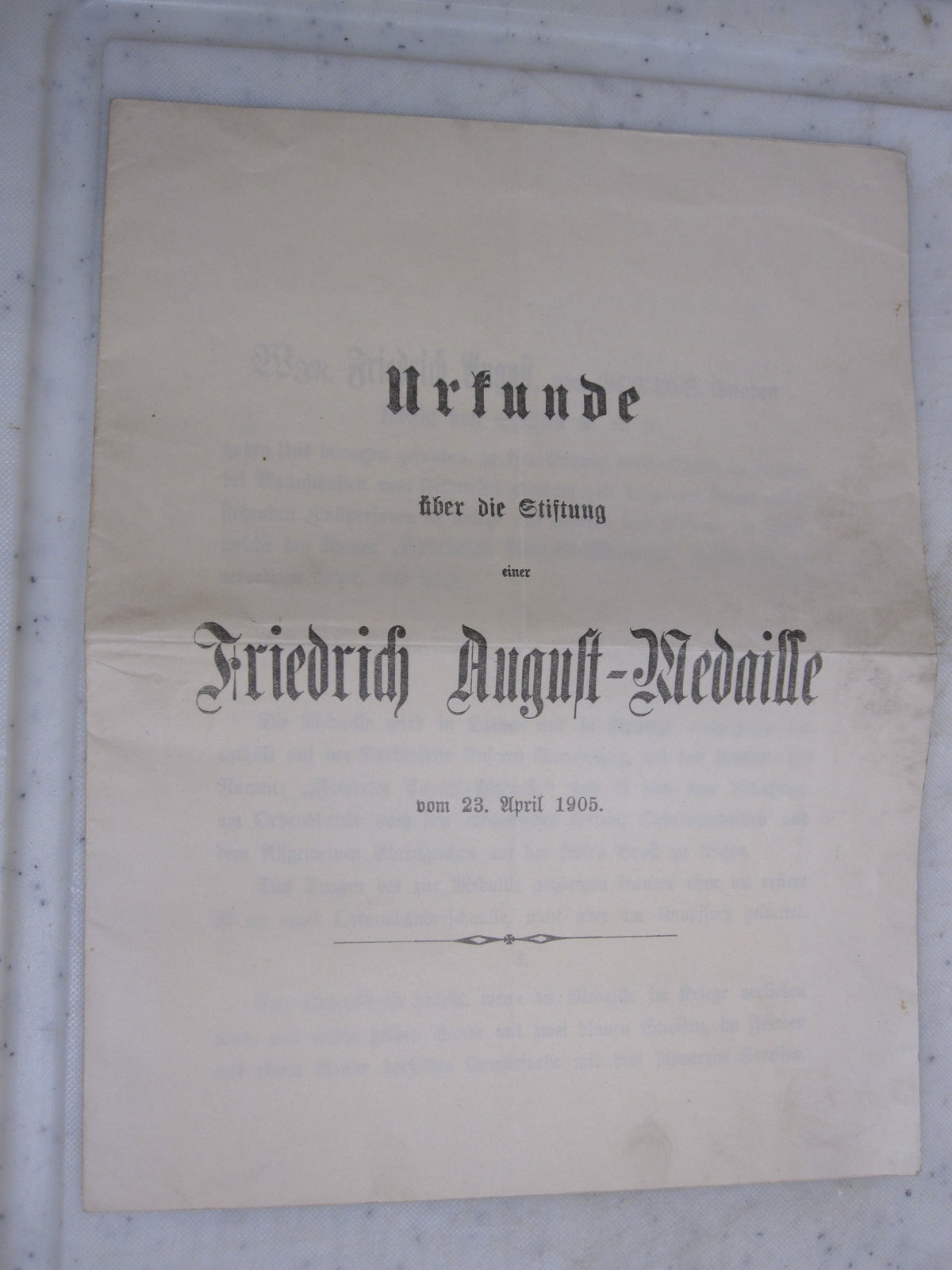 Urkunde über die Stiftung der Friedrich August Medaille / Sachsen