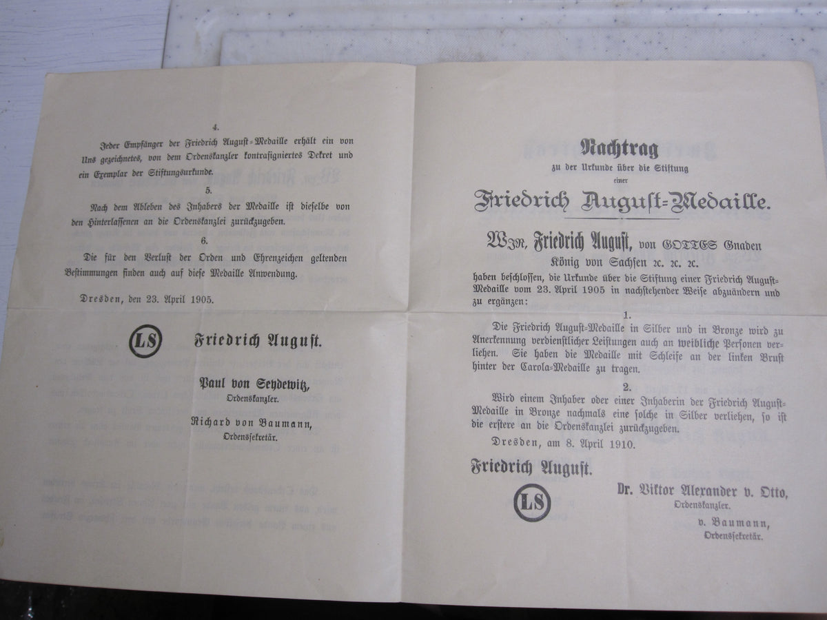 Urkunde über die Stiftung der Friedrich August Medaille / Sachsen