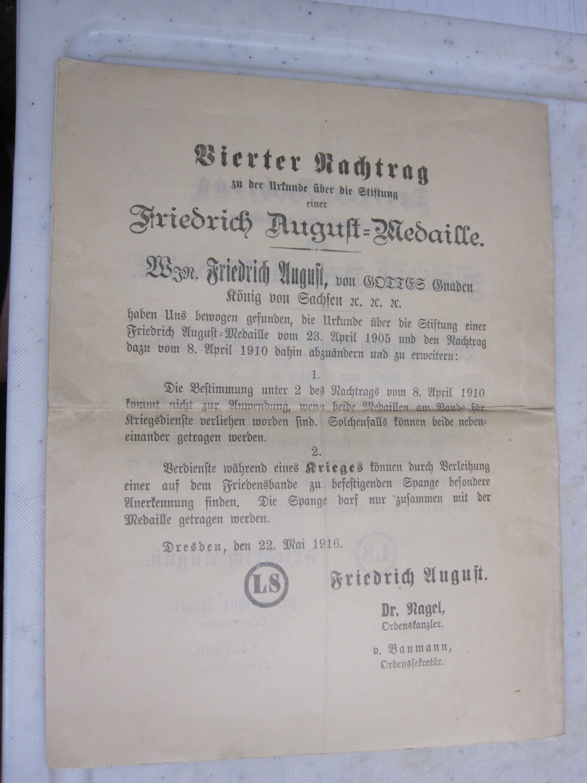 Urkunde über die Stiftung der Friedrich August Medaille / Sachsen