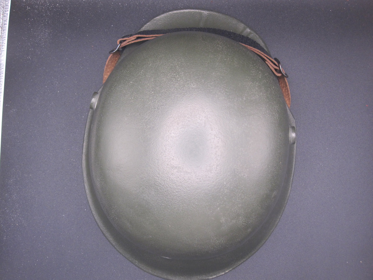 ORIGINALER Kinder Stahlhelm Wehrmacht mit beiden Abzeichen !!!