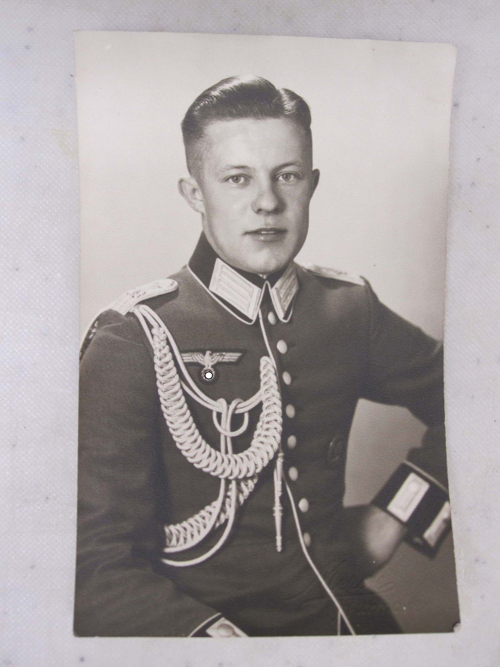 Uniformfoto Offizier Leutnant in Galauniform Paradeuniform I.R. 17 aus Braunschweig