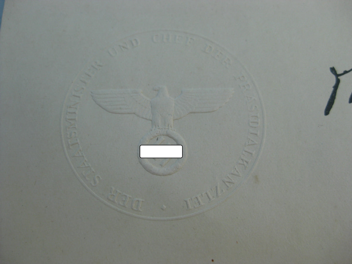 Verleihungsurkunde zur Kriegsverdienstmedaille &amp; Wehrpaß Kassel