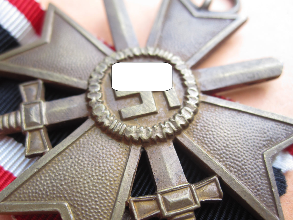 Kriegsverdienstkreuz 2.Klasse mit Schwertern (KVK2/39) Hersteller: "45"
