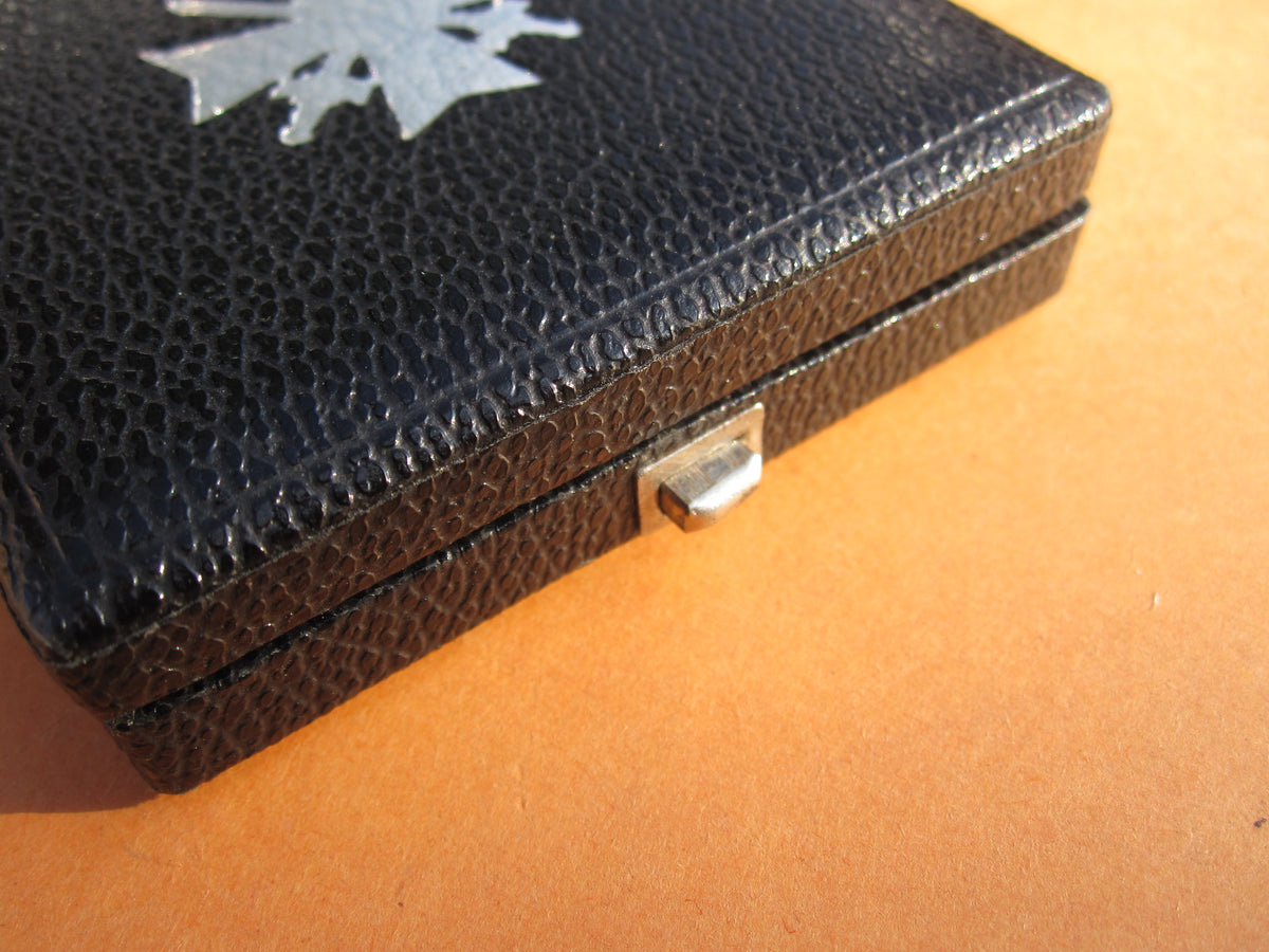 Kriegsverdienstkreuz 1.Klasse mit Schwertern (KVK1/39) Hersteller: "43“ Mint Condition