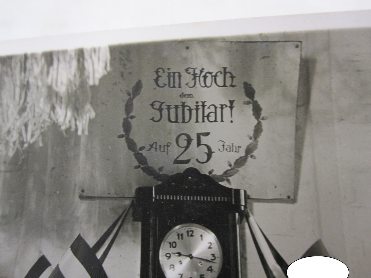 Treudienst Ehrenzeichen für 25 Jahre in Silber mit Trägerfoto