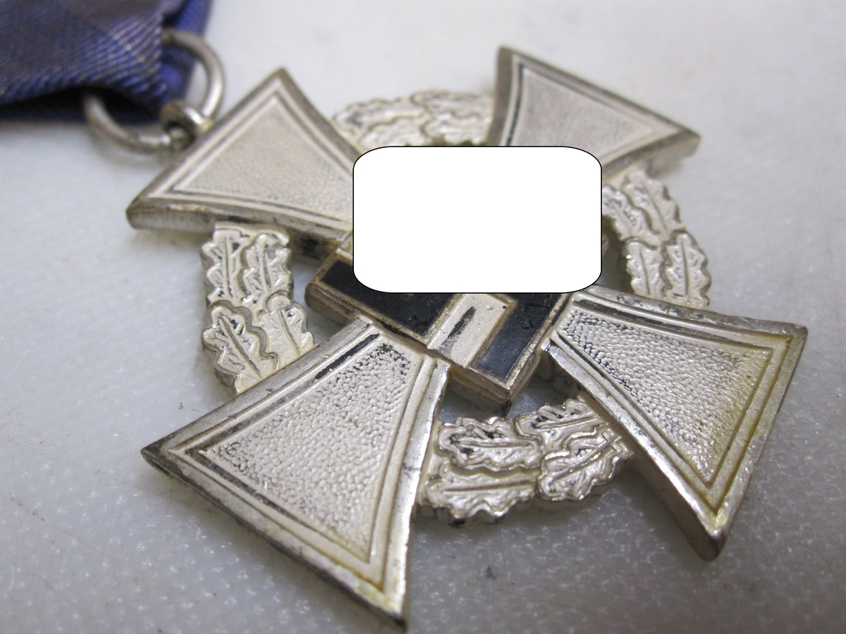 Treudienst Ehrenzeichen für 25 Jahre in Silber mit Trägerfoto