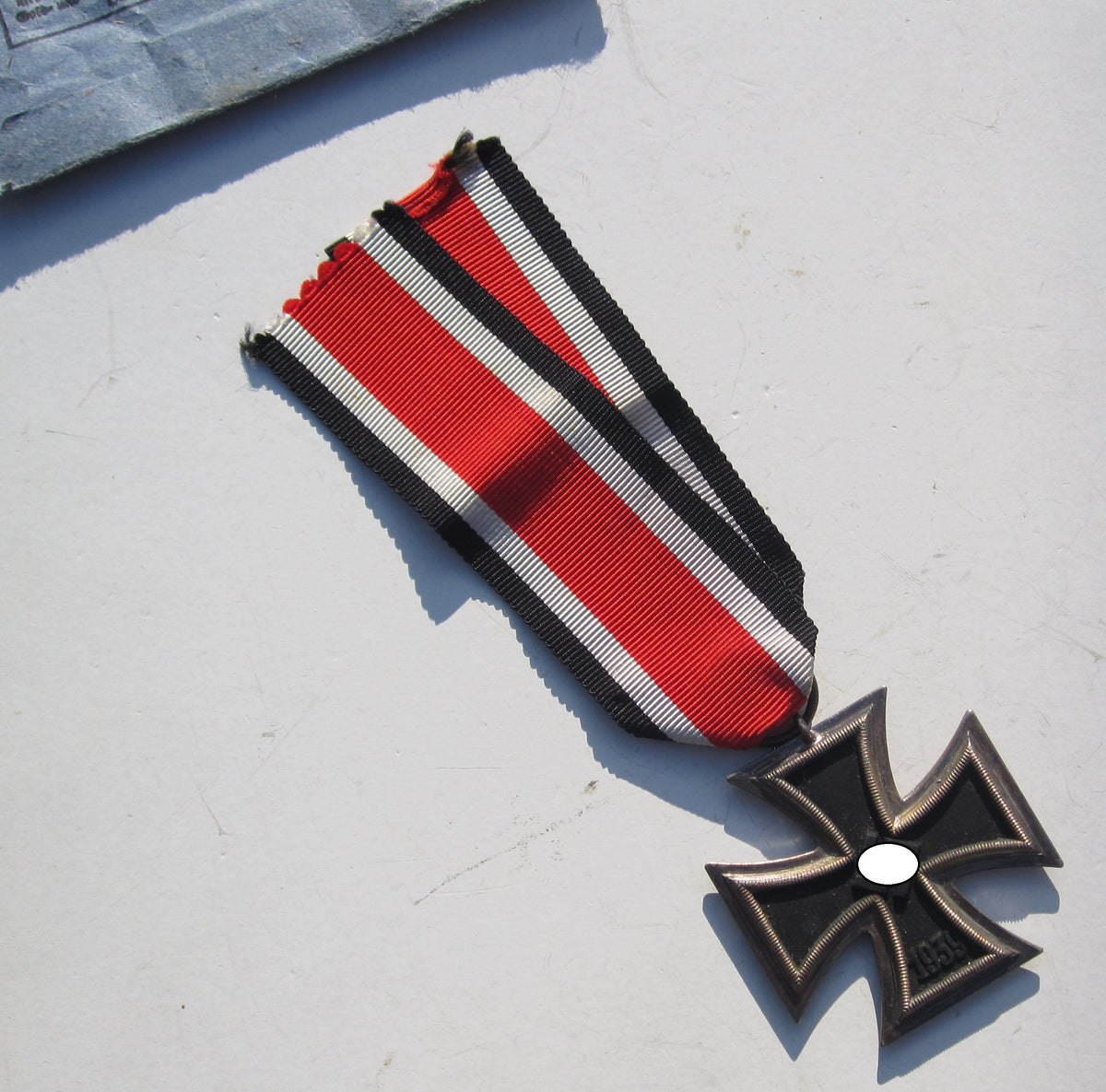 Eisernes Kreuz 2.Klasse 1939 (EK2/39) Hersteller: &quot;25&quot; in Verleihungstüte