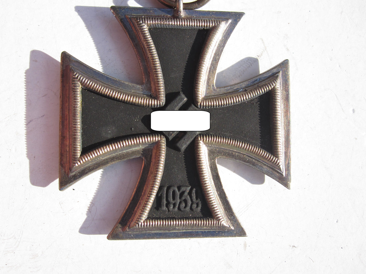 Eisernes Kreuz 2.Klasse 1939 (EK2/39) Hersteller: &quot;25&quot; in Verleihungstüte