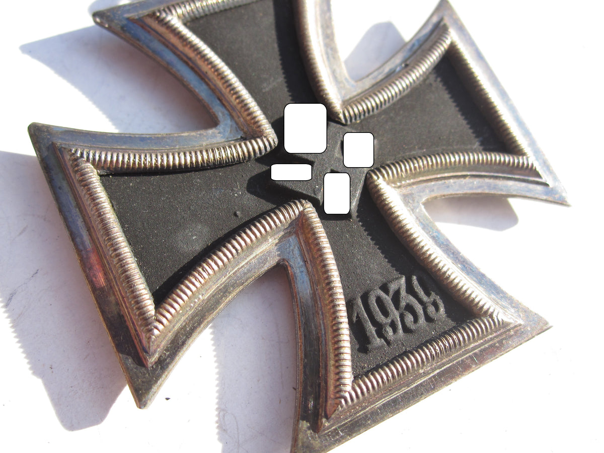 Eisernes Kreuz 2.Klasse 1939 (EK2/39) Hersteller: &quot;25&quot; in Verleihungstüte