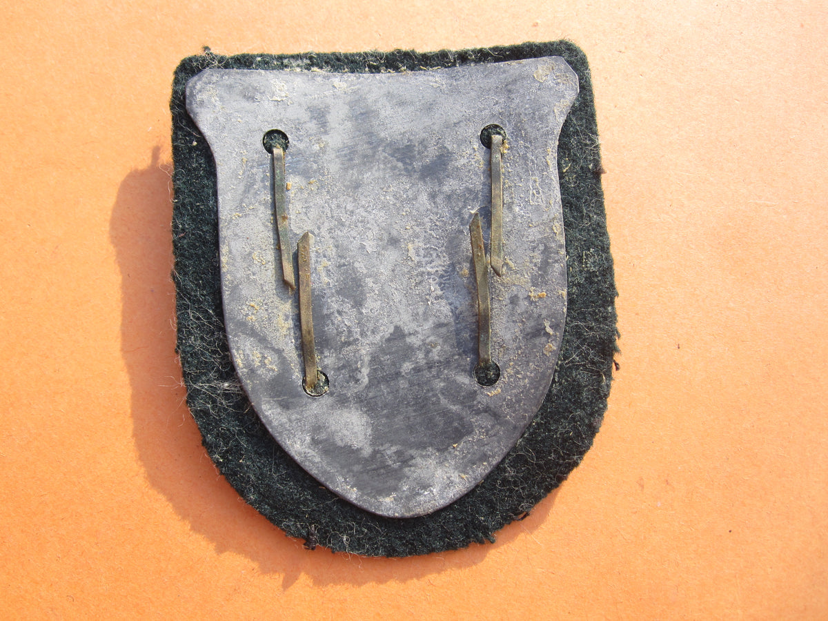 Krimschild 1941/1942 Hersteller: Wilhelm Deumer