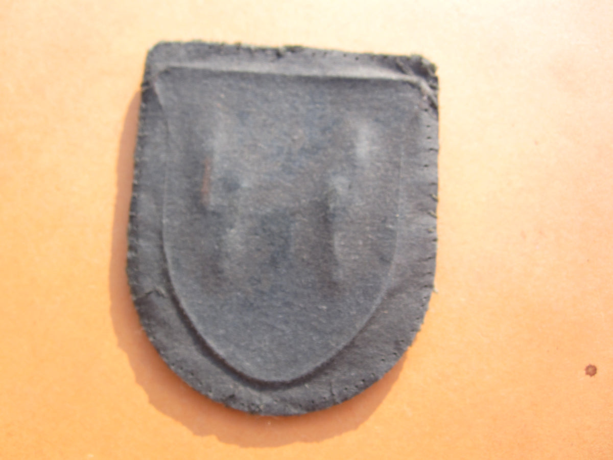 Krimschild 1941/1942 Hersteller: Wilhelm Deumer