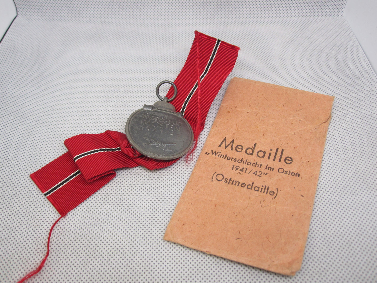Ostmedaille 1941 mit Verleihungstüte Hersteller: Souval