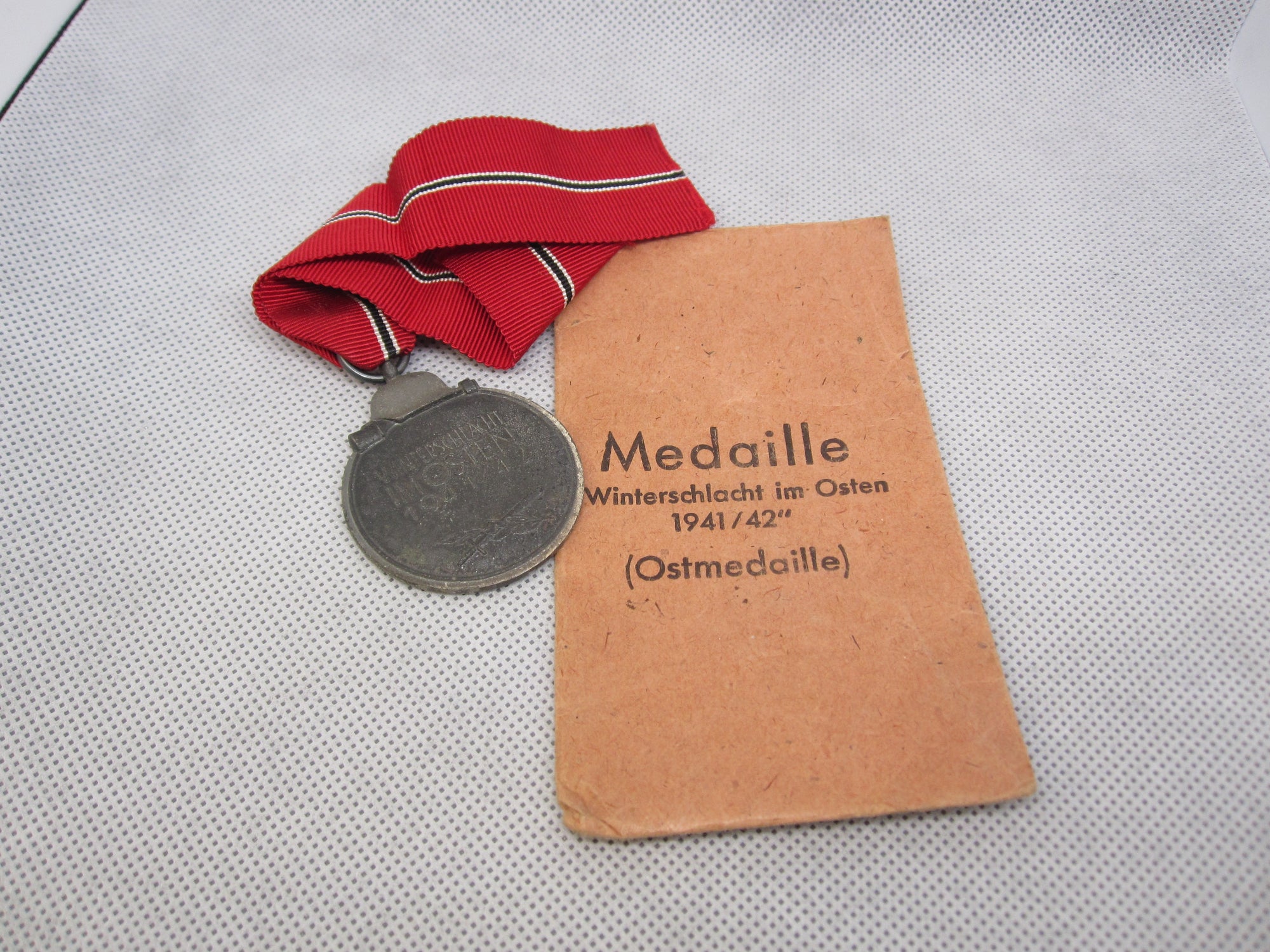 Ostmedaille 1941 mit Verleihungstüte Hersteller: Souval