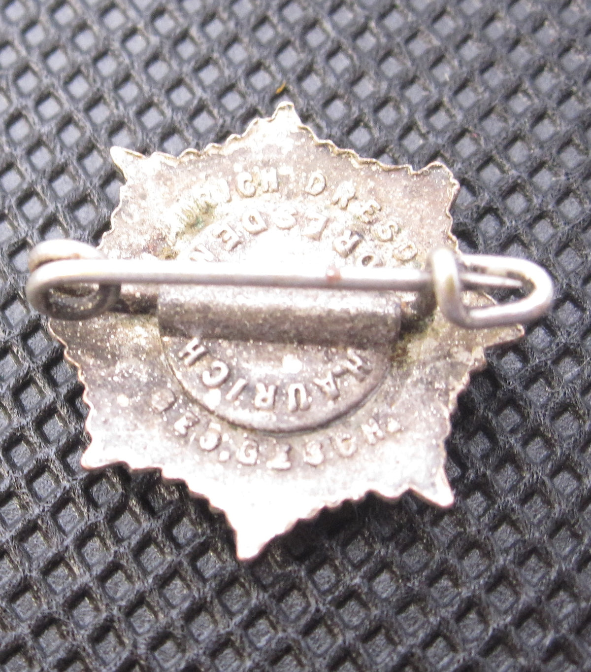 Mitgliedsabzeichen Mitgliedsnadel Reichsluftschutzbund (RLB) 1.Form