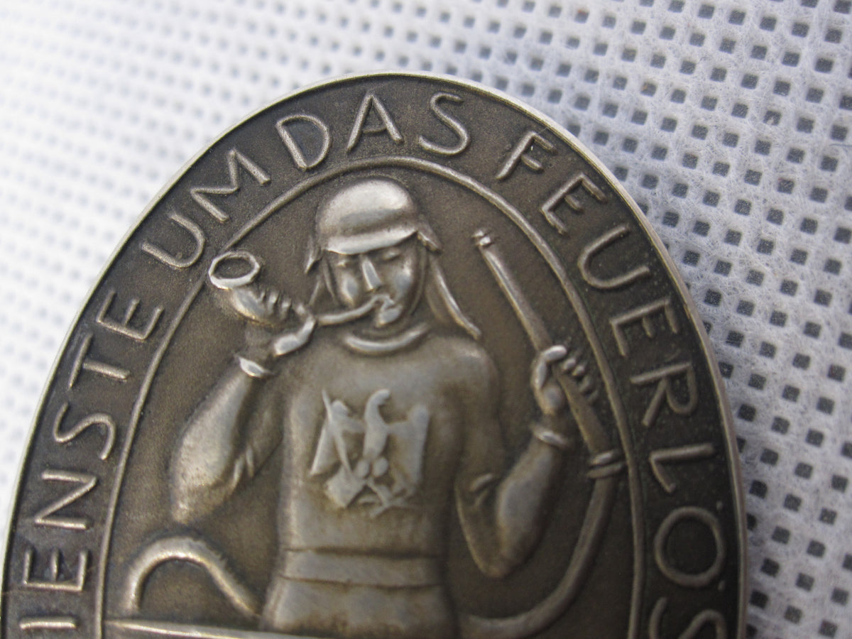 FEUERWEHR-EHRENZEICHEN FREISTAAT PREUßEN 1933 MINT CONDITION