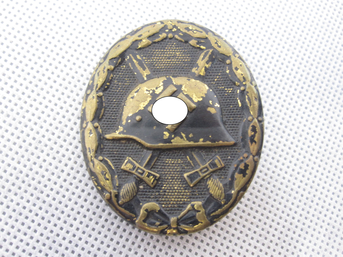 Verwundetenabzeichen 1939 in Schwarz Hersteller: &quot;E.H.&quot;