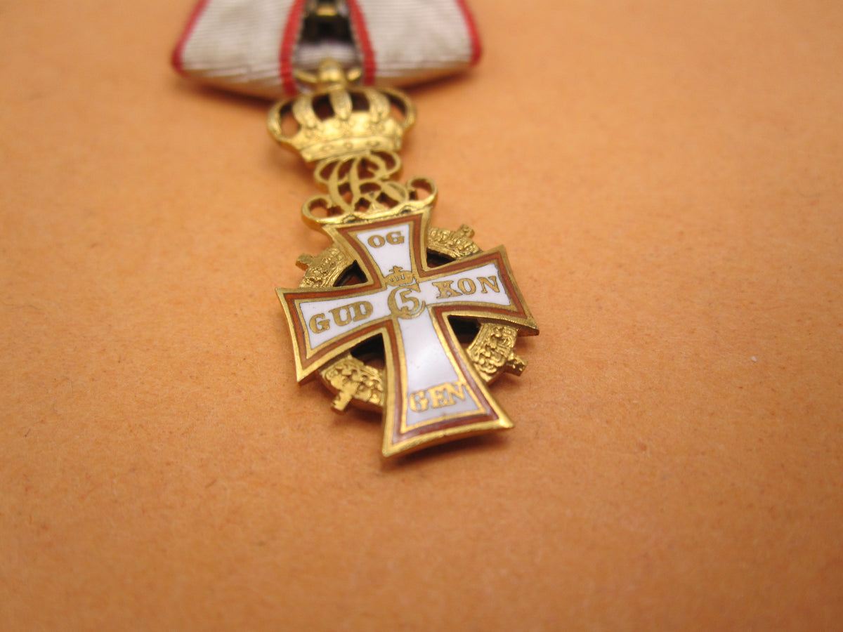 ORIGINALE Miniatur Dänemark Dannebrog Orden Ritterkreuz GOLD