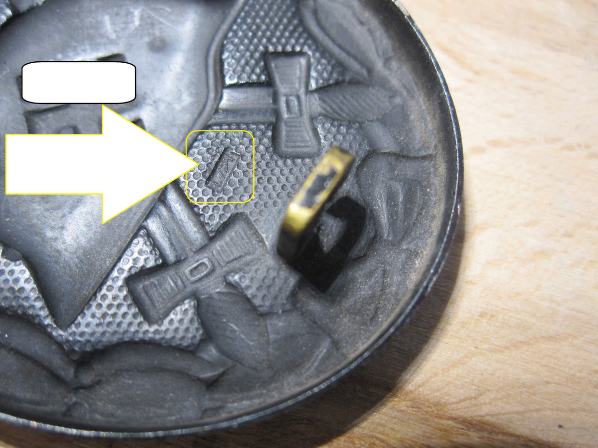 Verwundetenabzeichen 1939 in Schwarz Hersteller: L/21