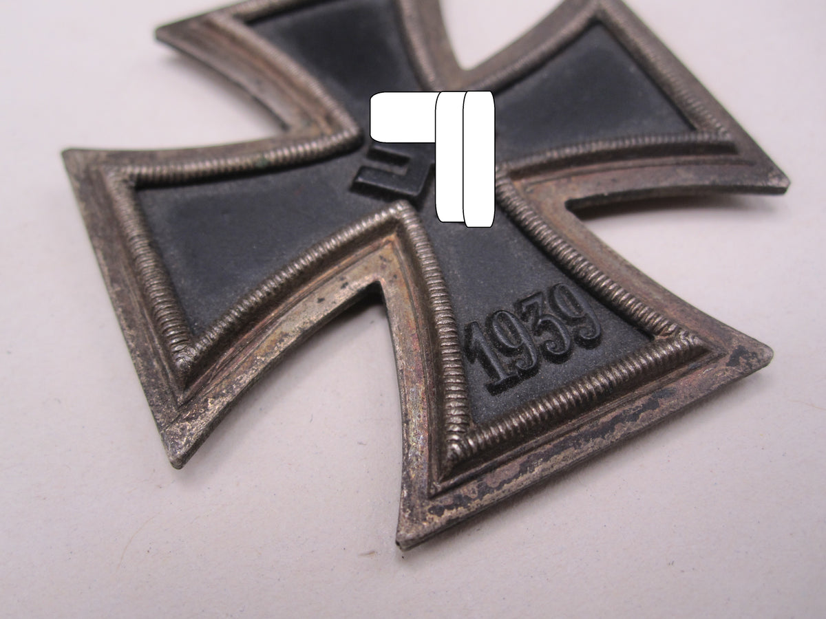 Eisernes Kreuz 2.Klasse 1939 (EK2/39) mit Feldspange Hersteller Ohne