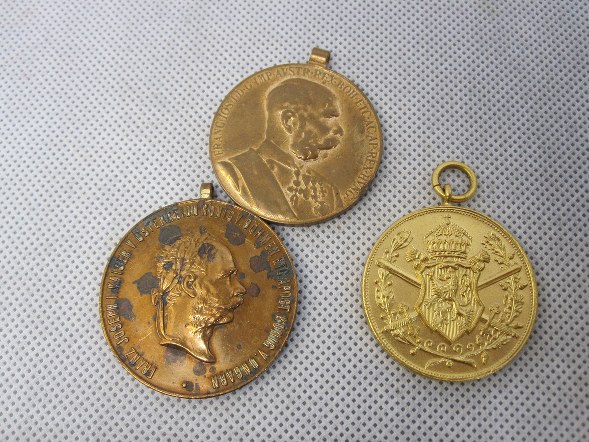 Konvolut Medaillen Österreich 1914 silberne Tapferkeitsmedaille 1.Weltkrieg