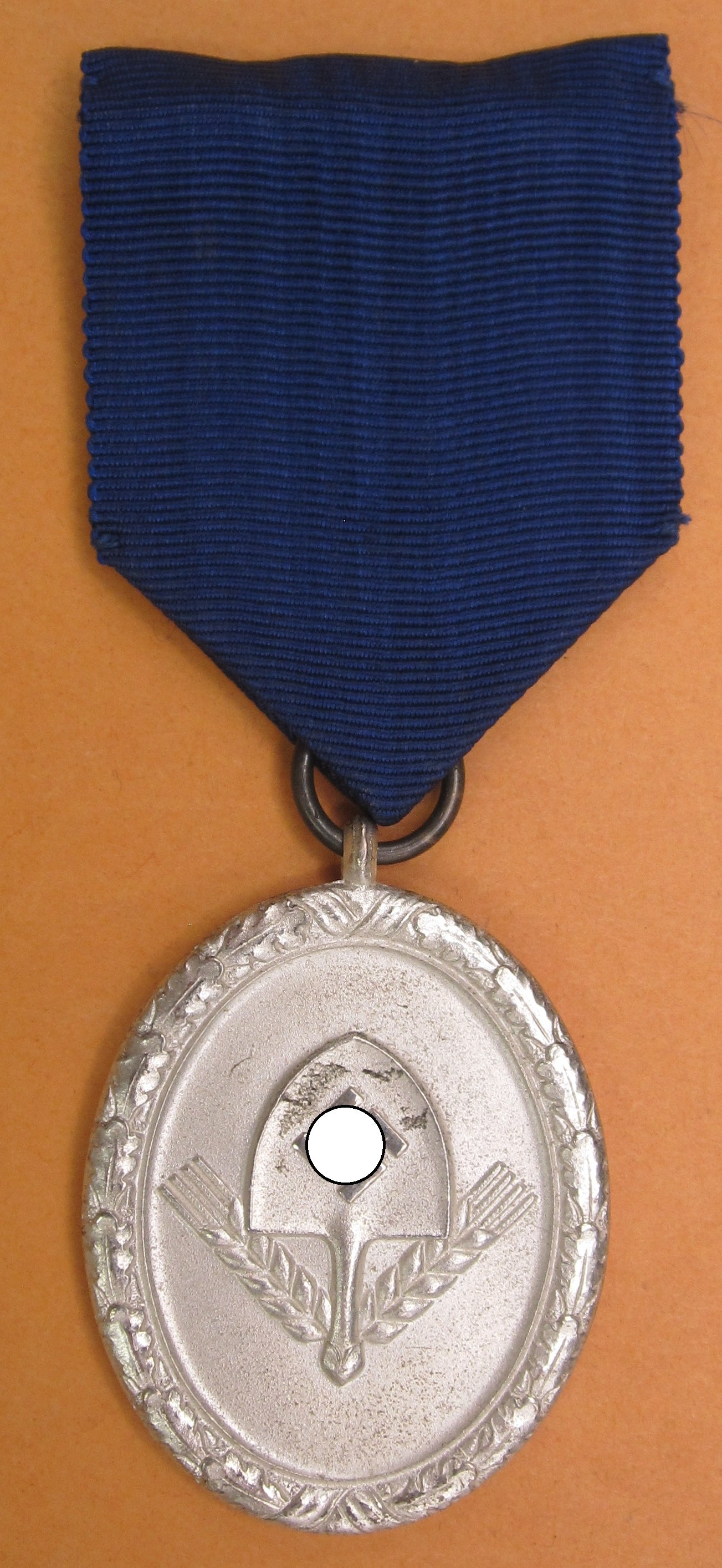 H.W.     -  -   Reichsarbeitsdienst Dienstauszeichnung für 12 Dienstjahre 2. / 3. Stufe für Männer in Silber