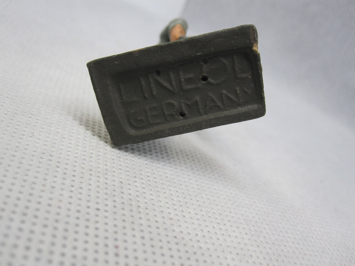 LINEOL Wehrmacht Offizier in Uniform mit Säbel