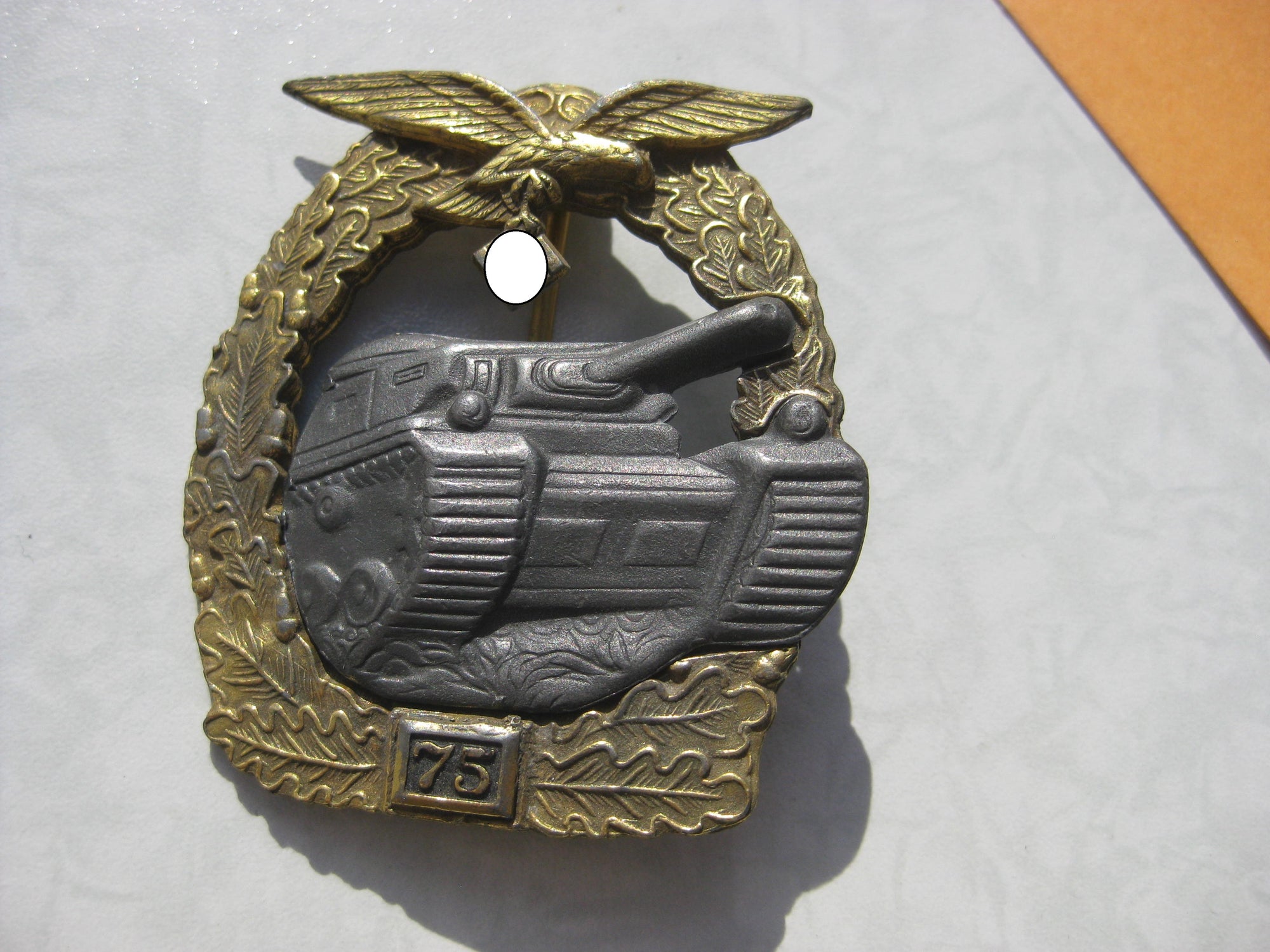 Panzerkampfabzeichen der Luftwaffe in Silber mit Einsatzzahl 75         Sammleranfertigung