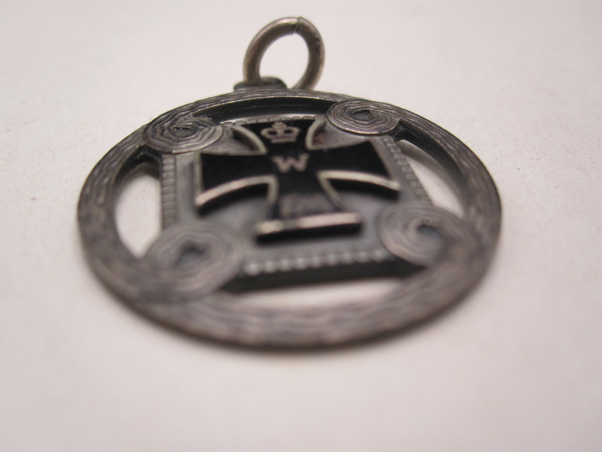 Eisernes Kreuz 1. oder 2.Klasse 1914 (EK2 &amp; EK1) MINIATUR als Brosche oder für Halskette