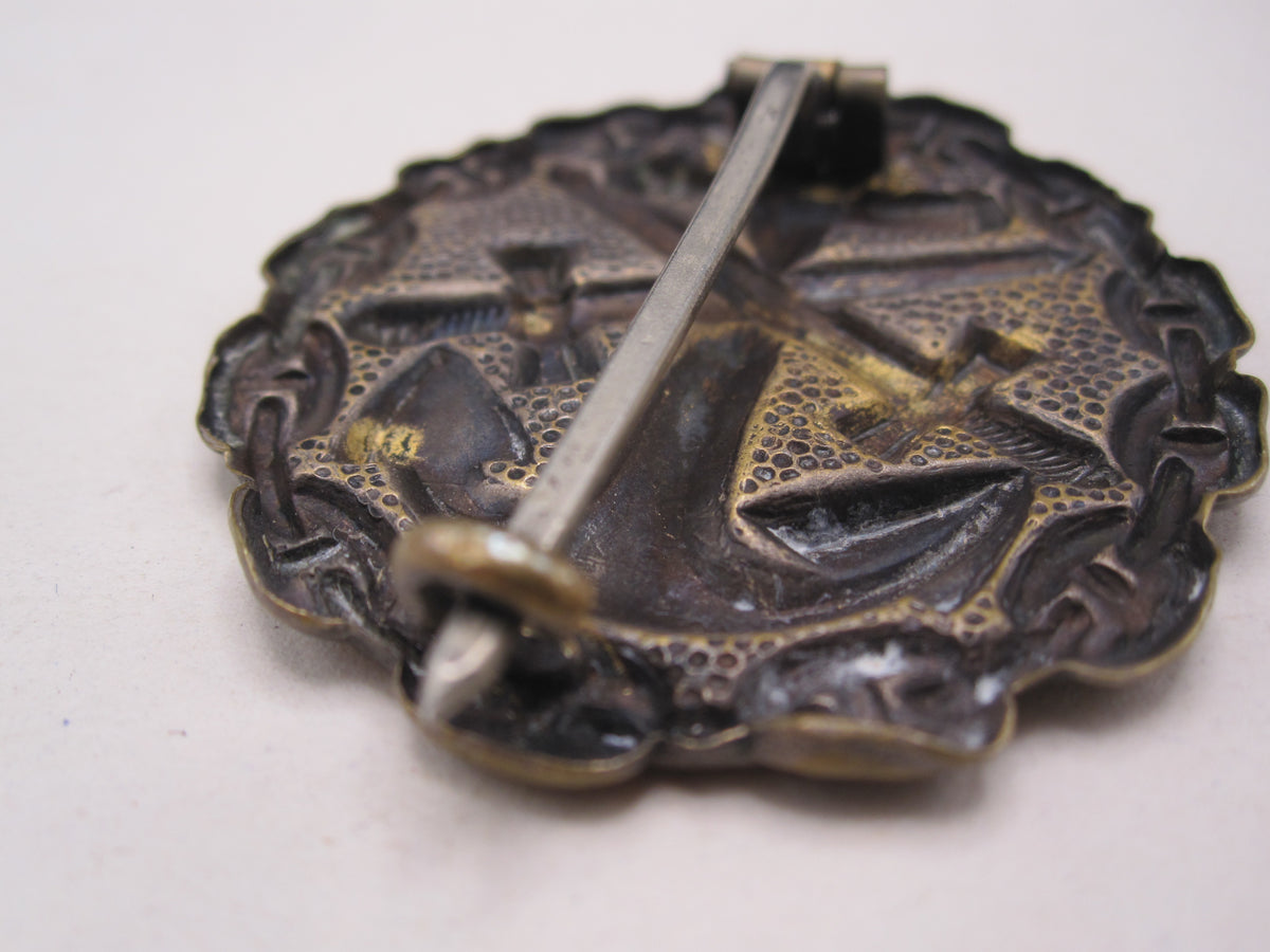 Verwundetenabzeichen in Silber / mattweiß 1918 der KRIEGSMARINE