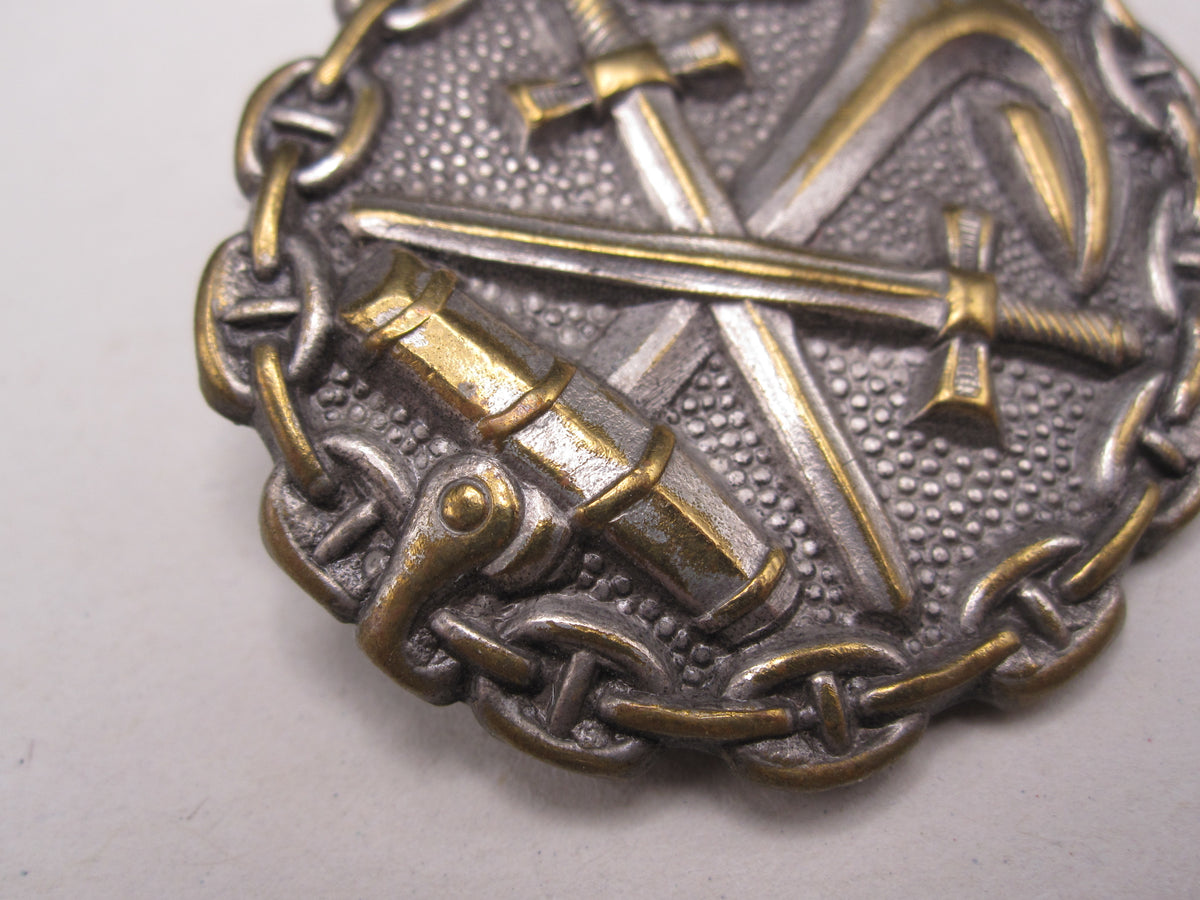Verwundetenabzeichen in Silber / mattweiß 1918 der KRIEGSMARINE
